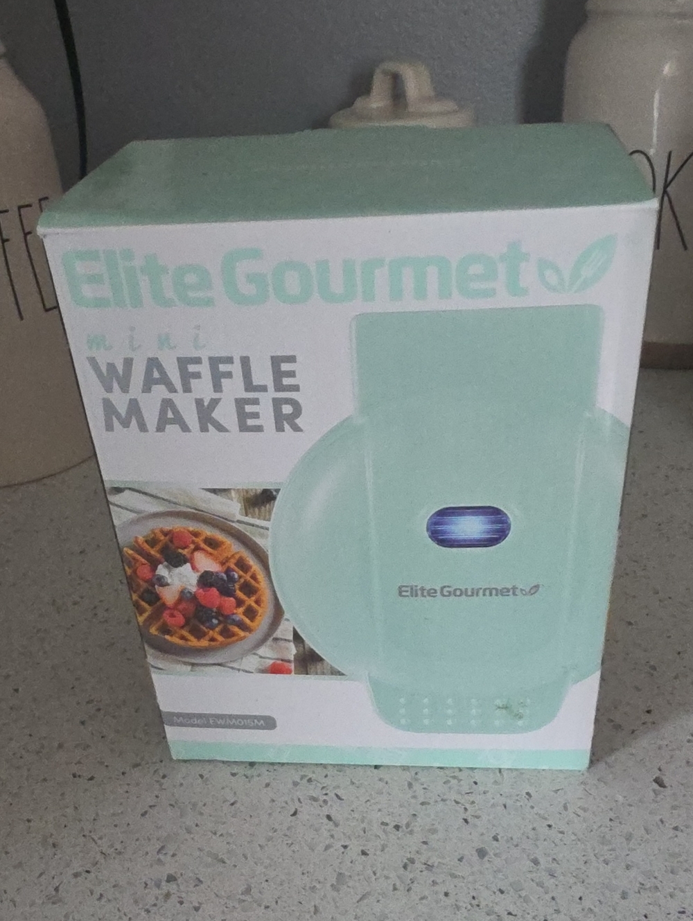 Mini Waffle Maker - Mint